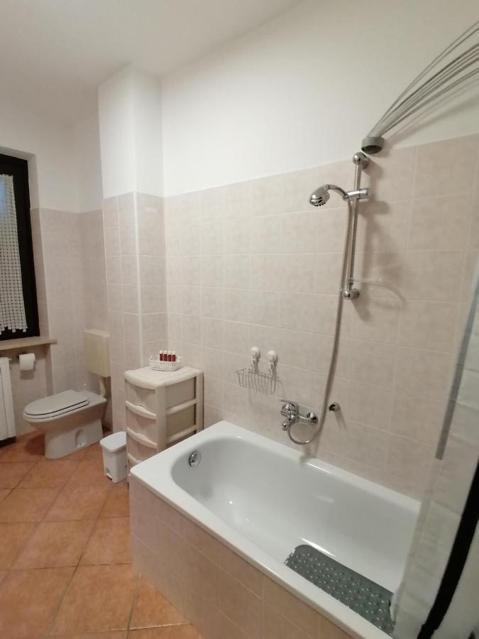 나르졸레 Amo' Le Langhe B&B 외부 사진